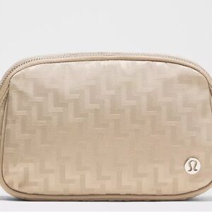 Lululemon Everywhere Belt Bag 1L - L Monogram Jacquard - NWT